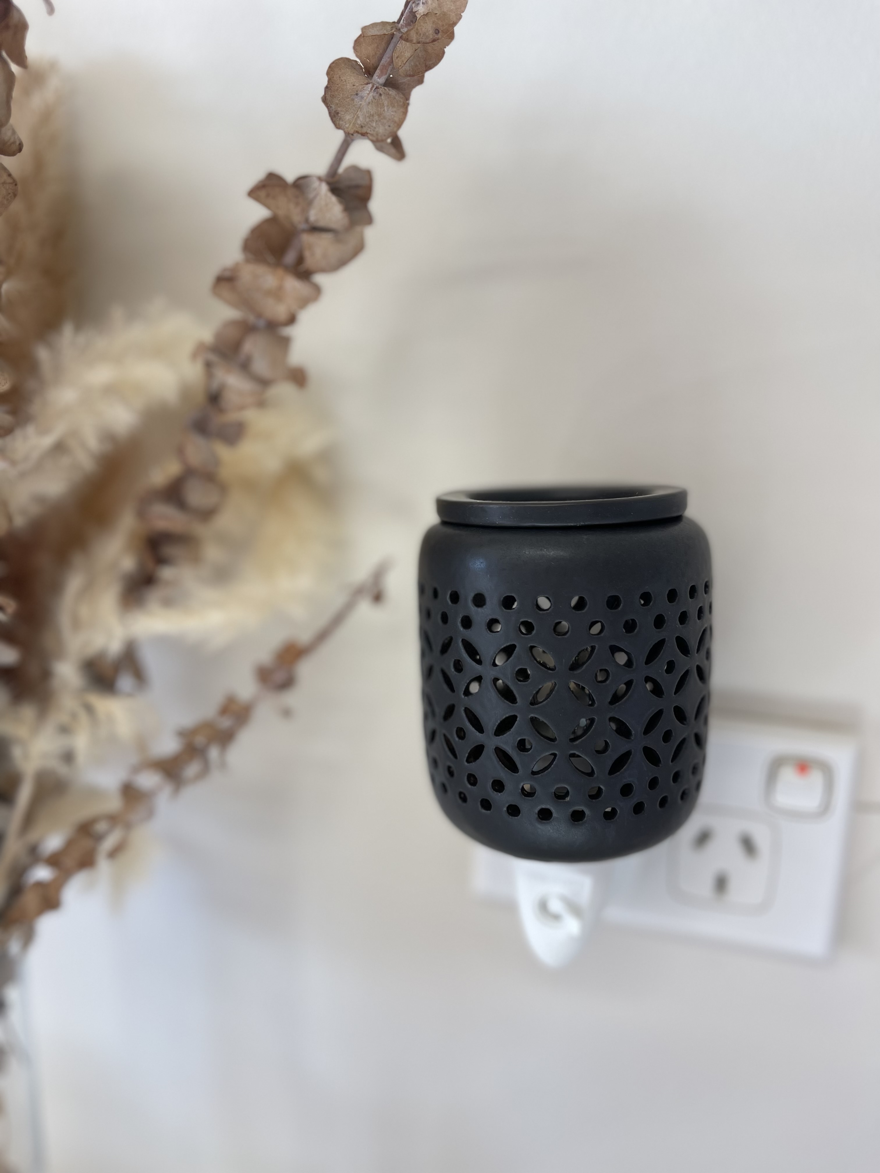 Plug In Met Warmers